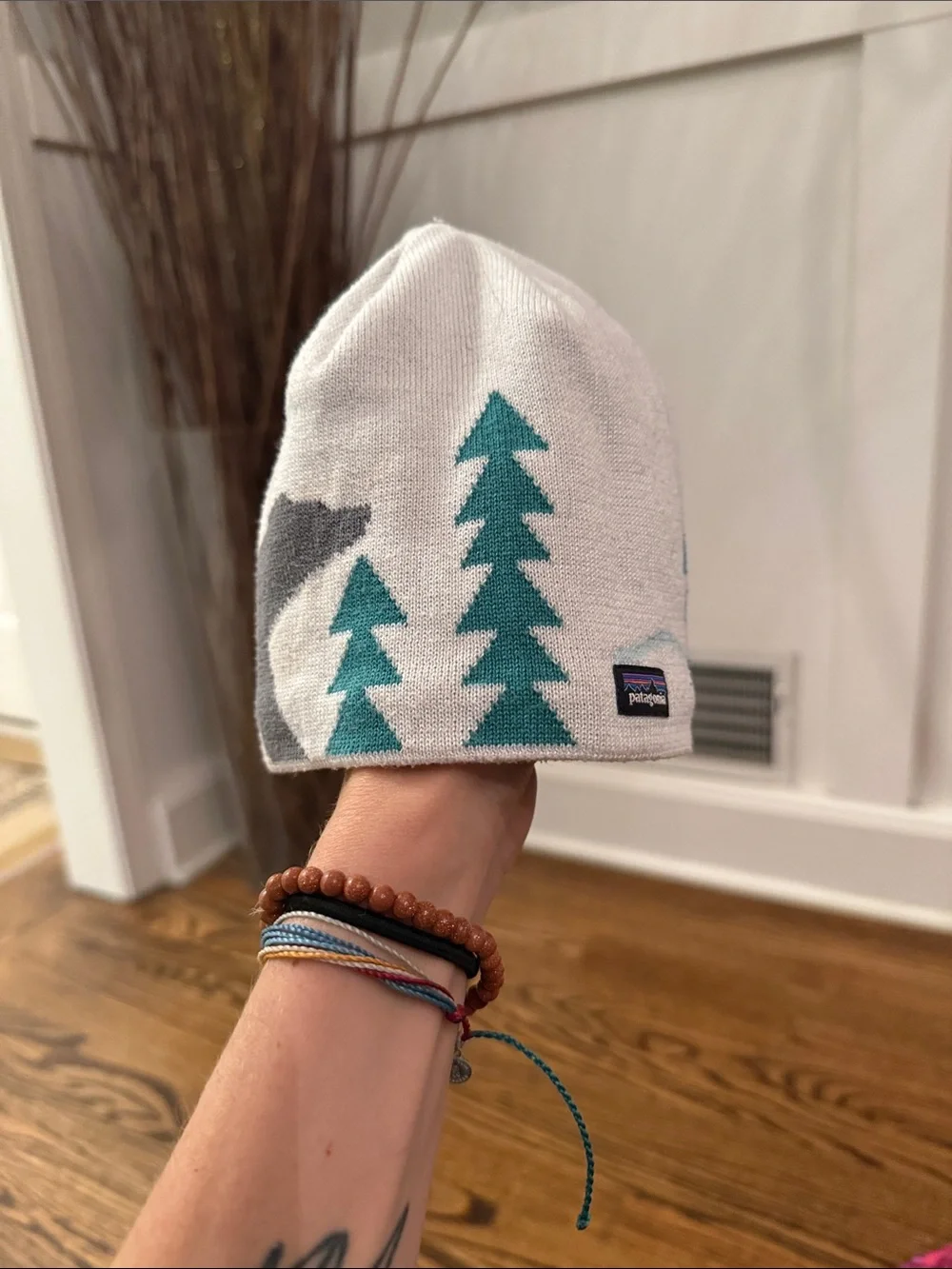 Patagonia Kids Off White Beanie with Teal Tree Motif